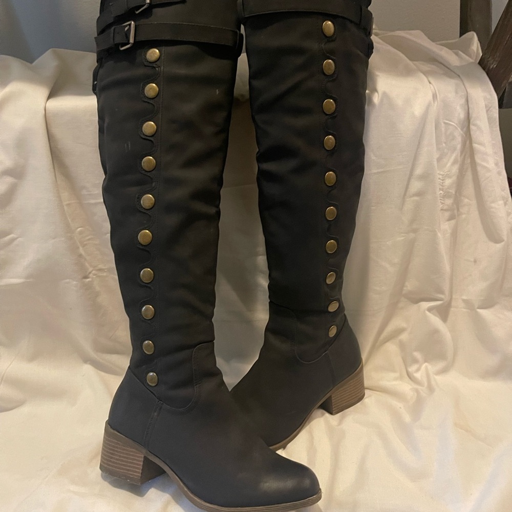 Black knee high boots , size 7